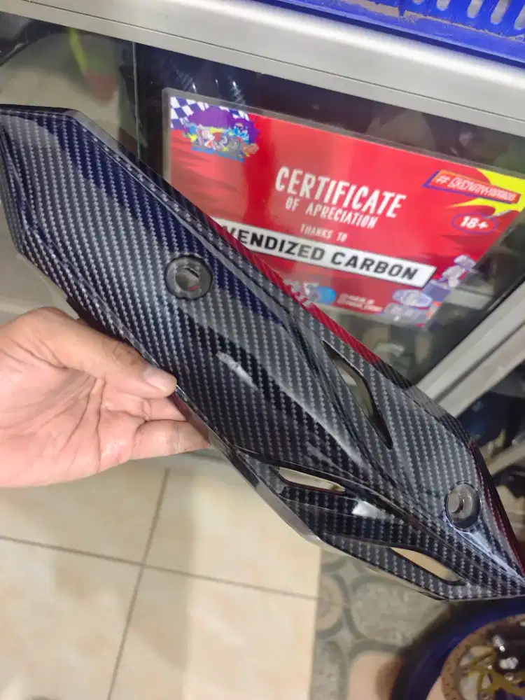 Tameng knalpot ori Honda Beat deluxe carbon hitam