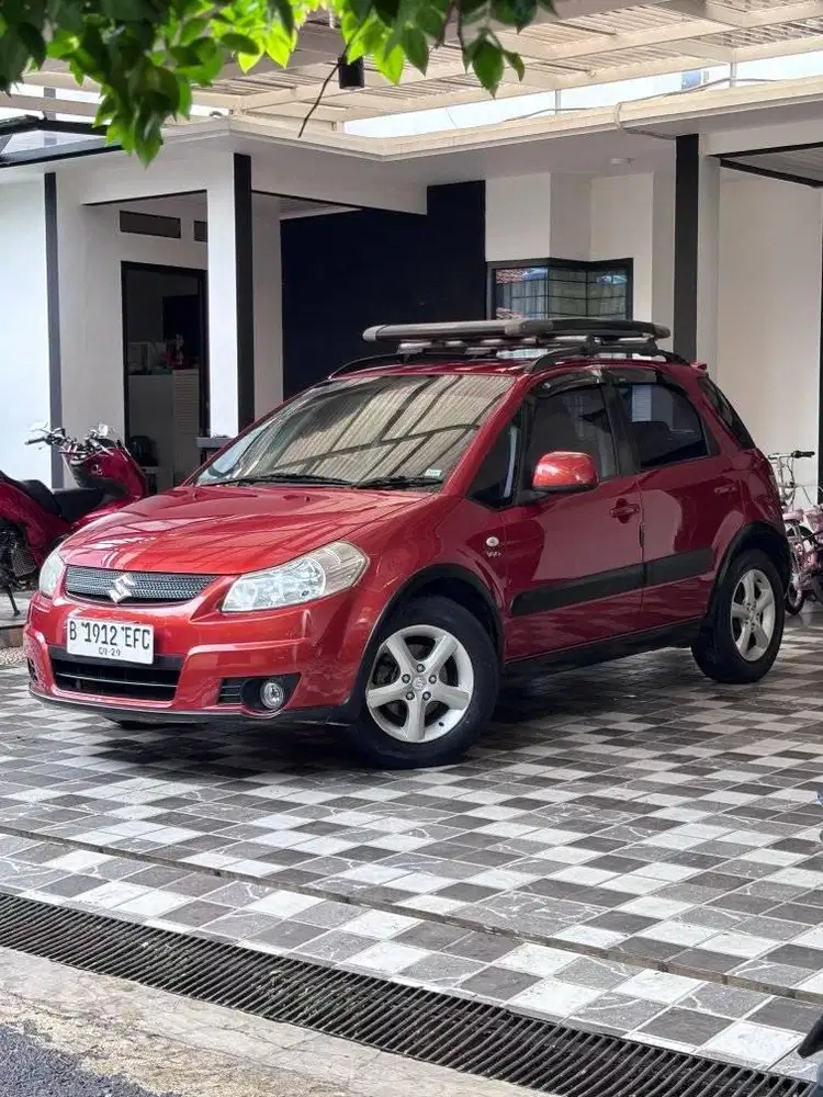 Suzuki SX4 X-Over AT Matic 2009 Low KM, Tangan Pertama