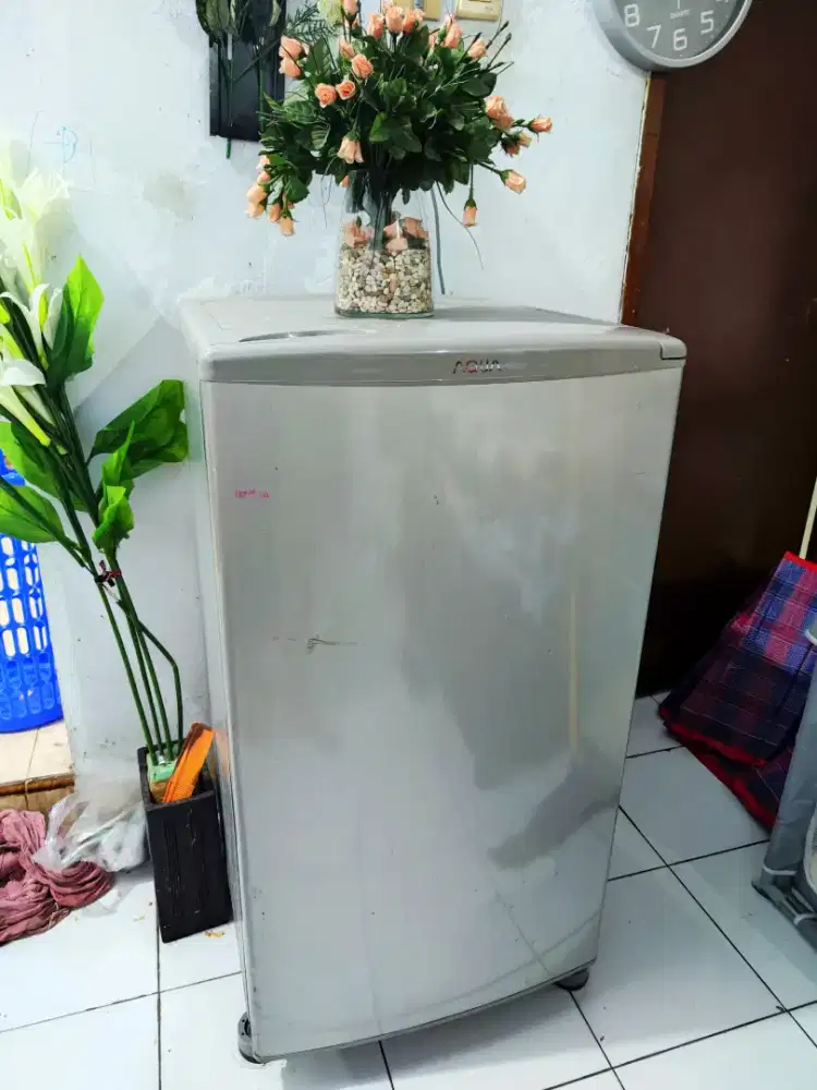 LEMARI ES FREEZER AQUA AQF-S4