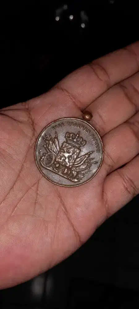 MEDALI KOIN PERUNGGU