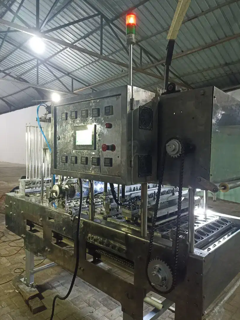 Mesin filling cup