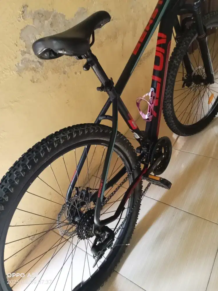 Sepeda gunung 27.5 (Gede)