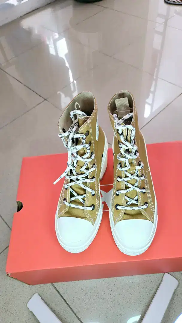 preloved converse heels