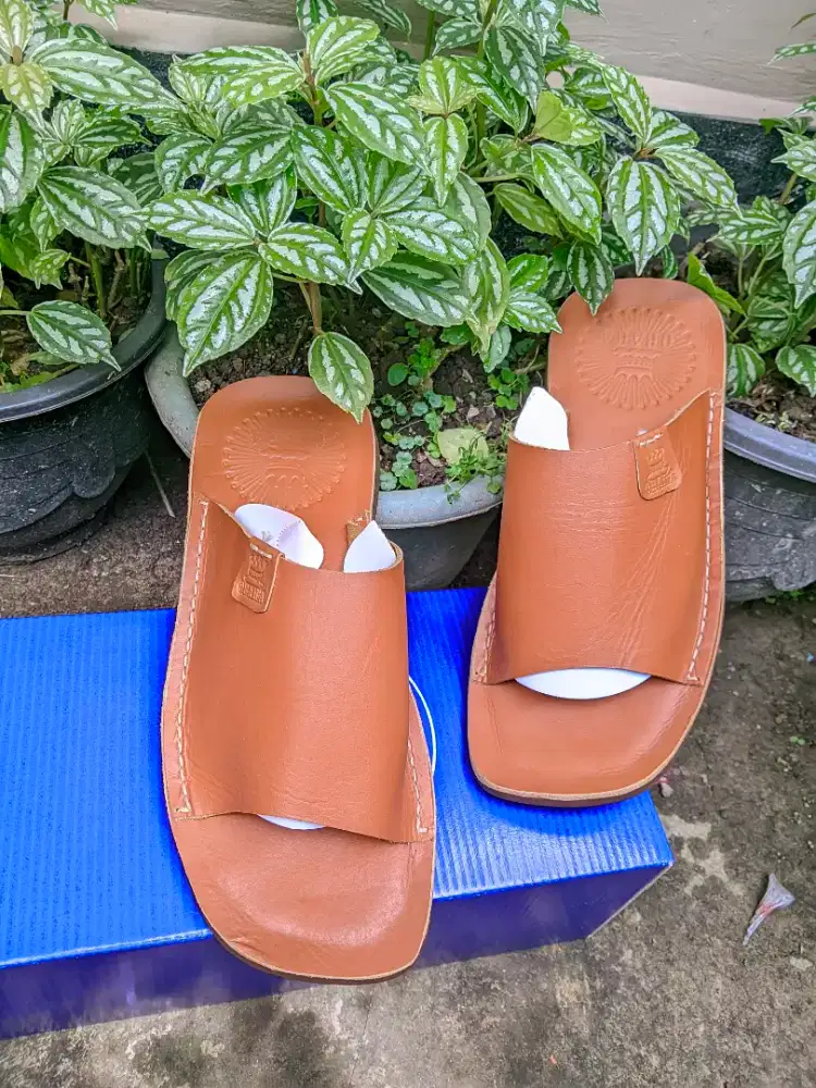 Sendal Slop Pria Pull Kulit
