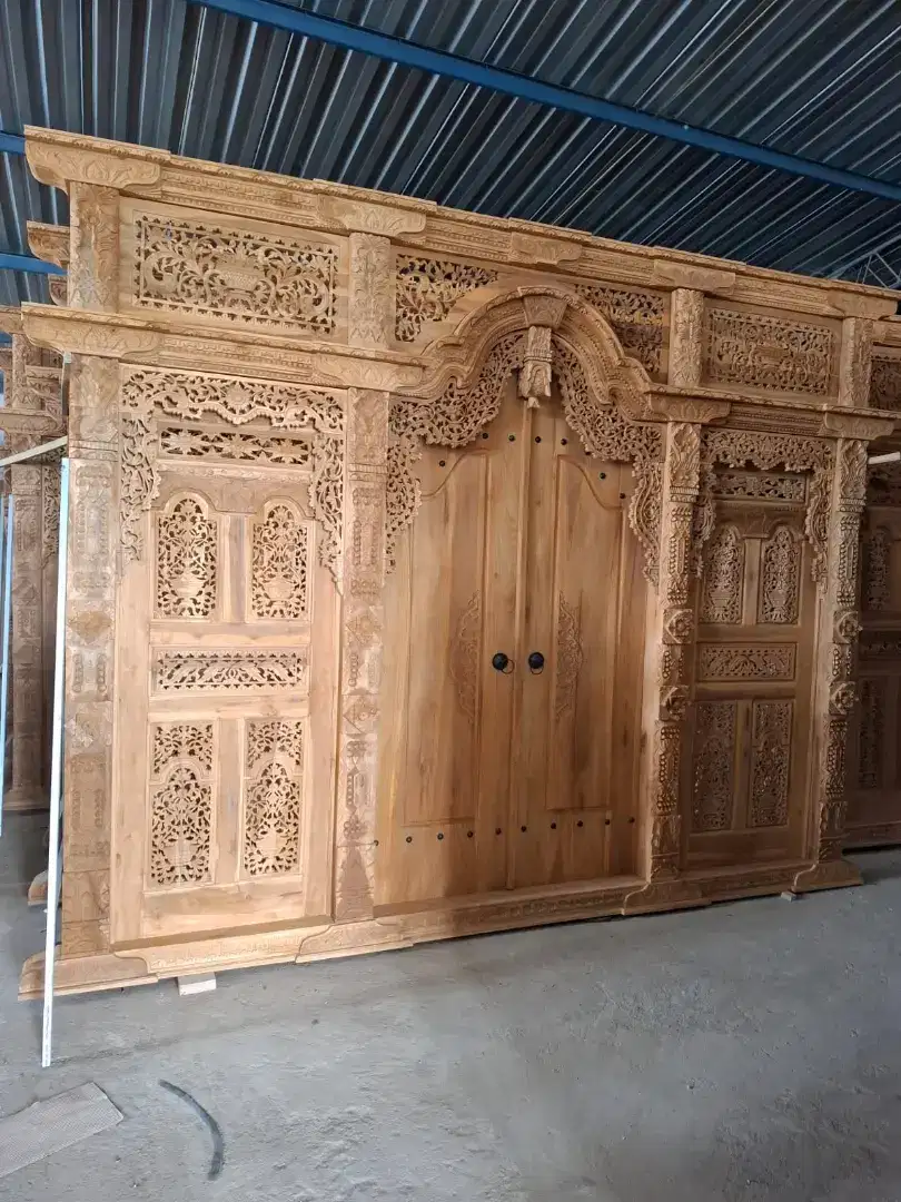 gebyok pintu ramayana jati ukir tamansa