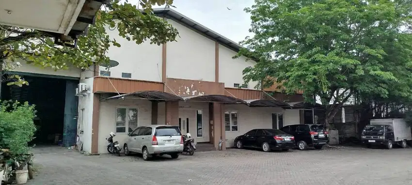 DIJUAL GUDANG DI SURIMULIA JALAN KEMBAR  SURABAYA
