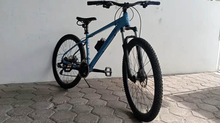 sepeda polygon cascade 3 blue