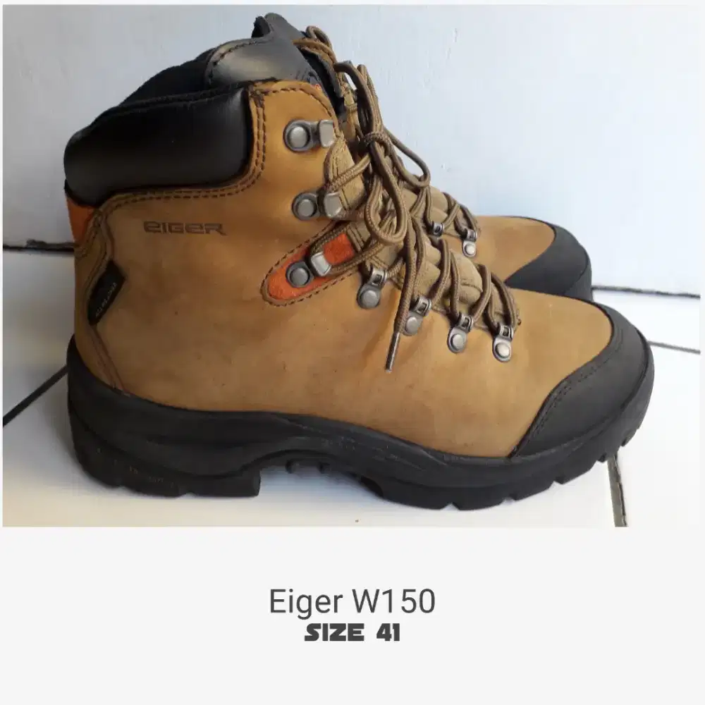 Sepatu Gunung Eiger