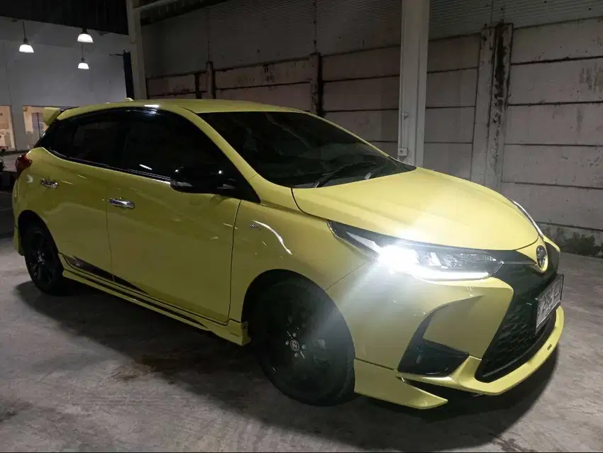 Toyota Yaris GR Sport AT 2022 Kuning PREMIUM B2078KON