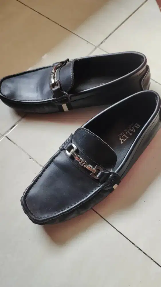 Bally 800rb saja serius RASA BARU 44-45 masuk,sepatu loafer moccasin