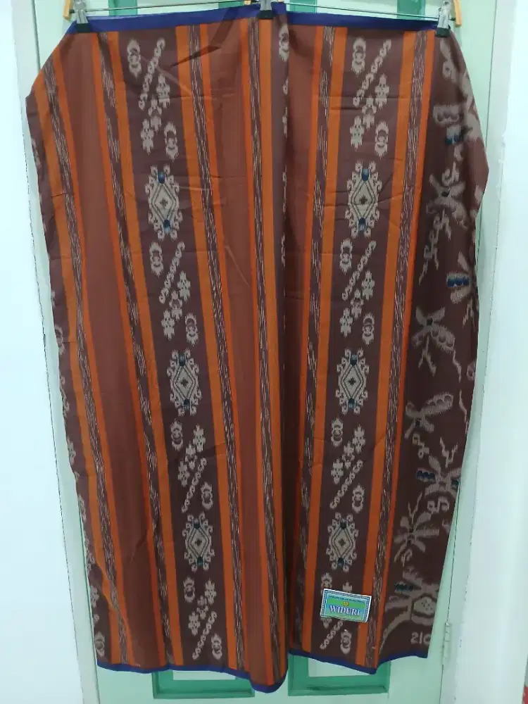 DIJUAL SARUNG HALUS SAMARINDA , BARU & BAHAN HALUS