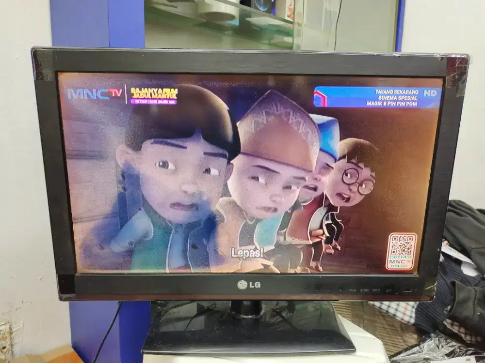 TV lcd LG 22inch 22CS410