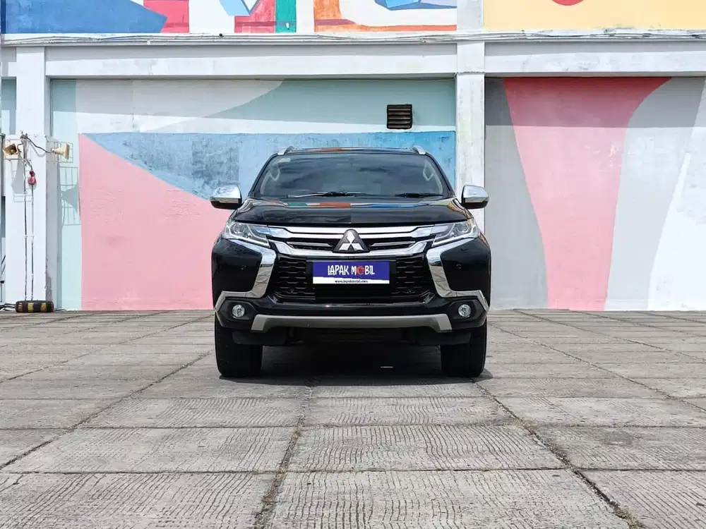 Mitsubishi Pajero Sport Dakar 2.4 AT Diesel 2018 Hitam KM 61RB
