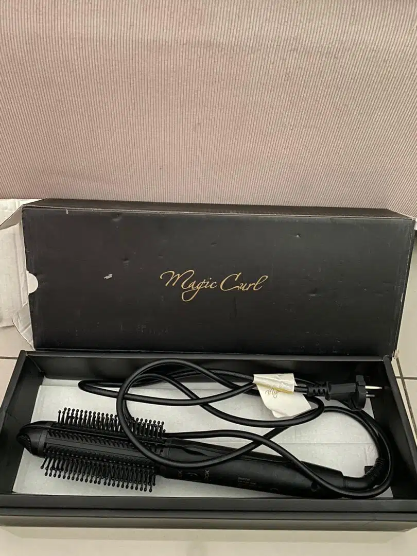 Magic curl catok rambut