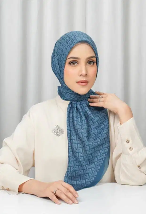 New ✅ Buttonscarves Bimu Voile Square - Mediterranea