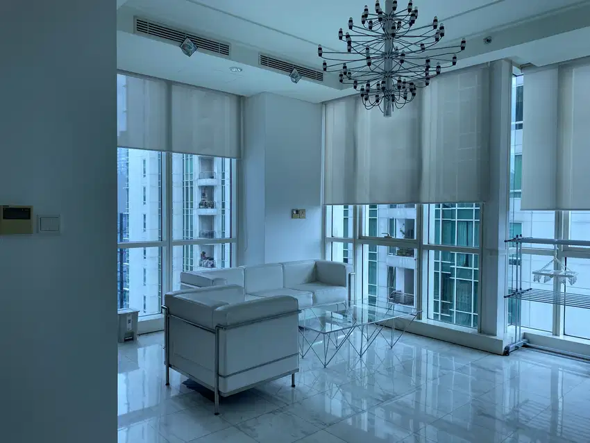 DIJUAL APARTEMEN THE PEAK SUDIRMAN