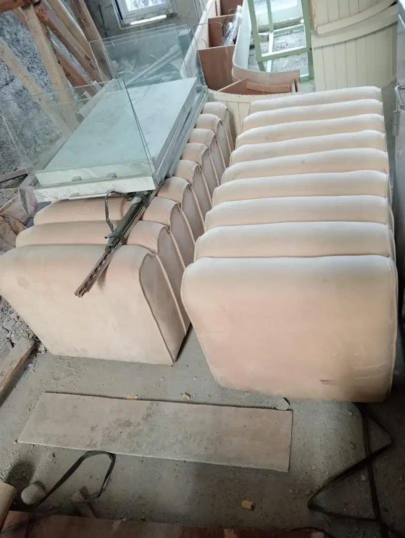 Stool / Bangku / Sofa Cream