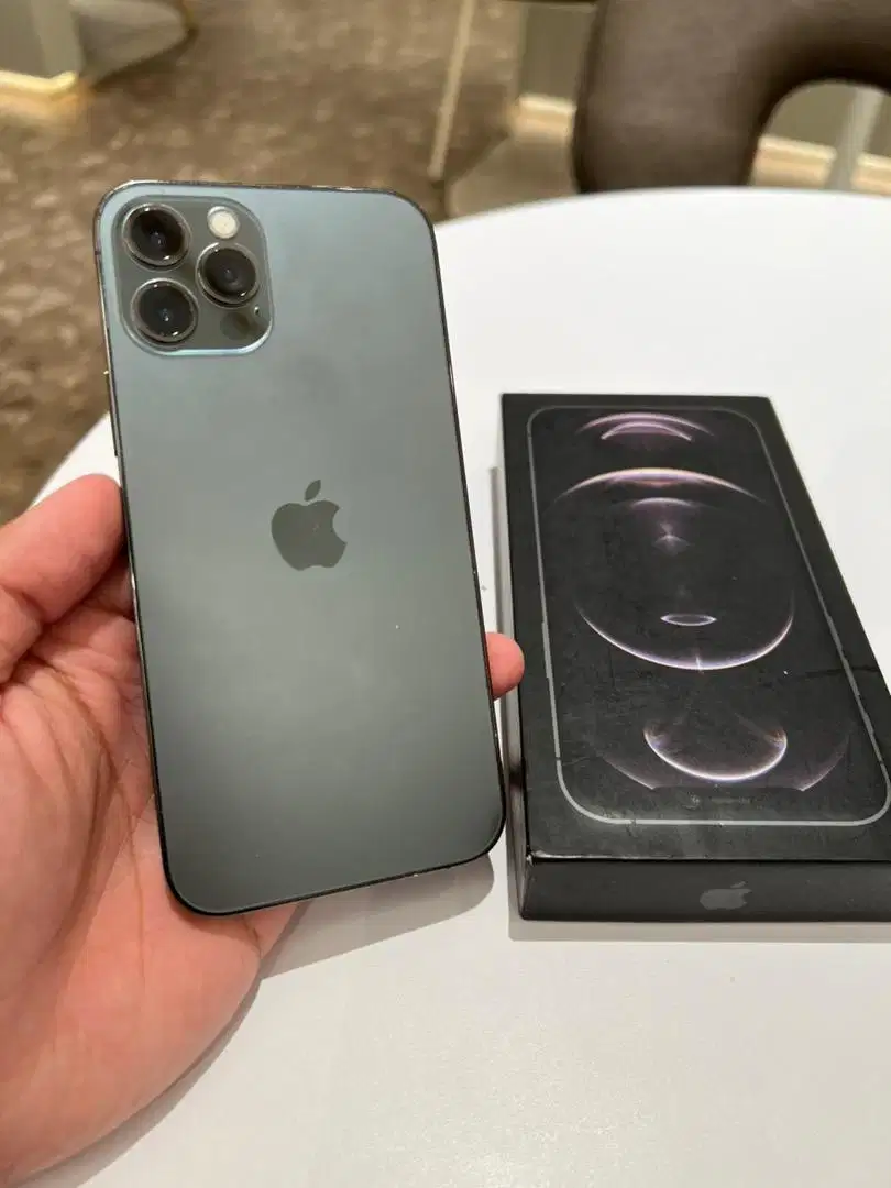 Iphone 12 pro 256Gb BEACUKAI IBOX RESMI PERMANEN