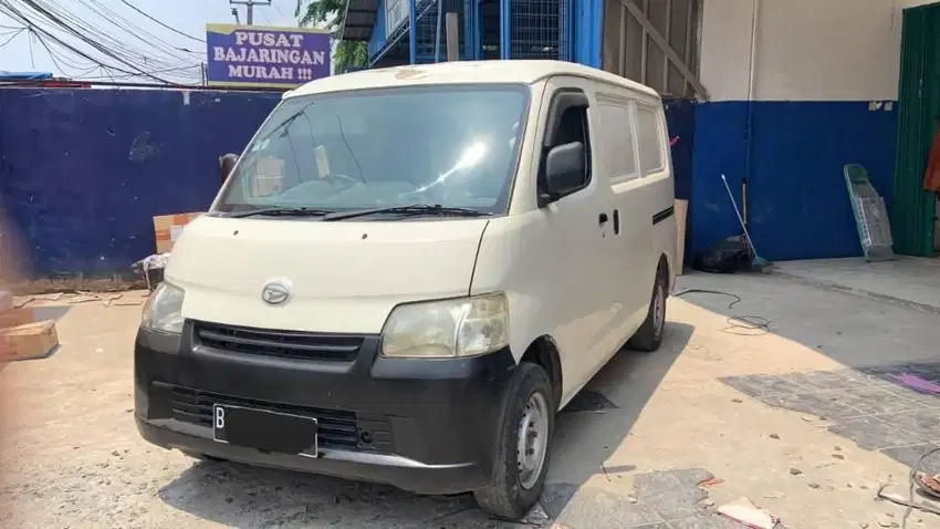 Granmax Blind Van 2012 ac