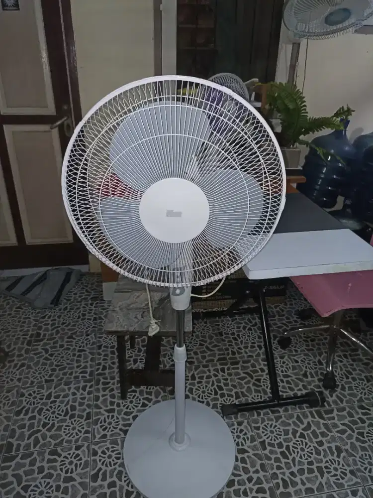 Kipas Angin merk KRIS normal mulus 16 inch mesin ori super kenceng