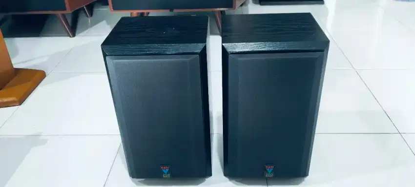 Speaker bookshelf merk BW model V201