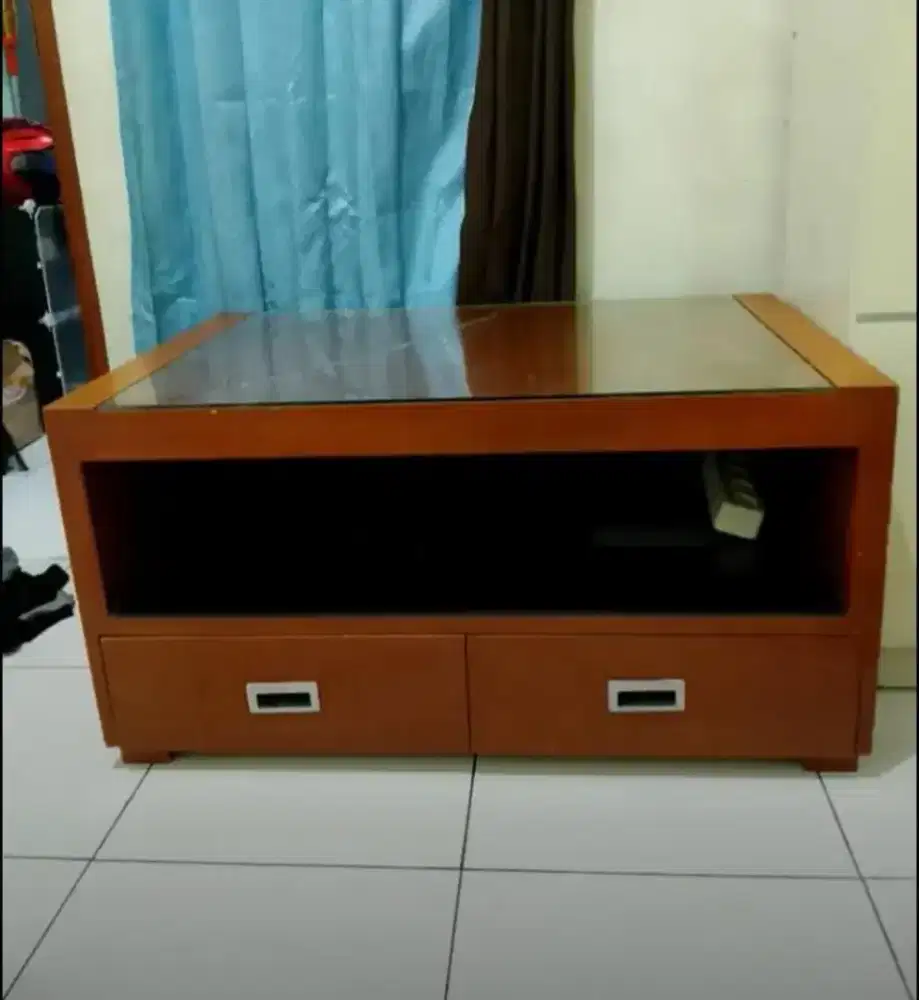 Dijual Meja Kayu