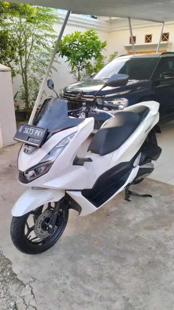 Bissmillah dijual motor Honda PCX 160cc 2022 istimewa