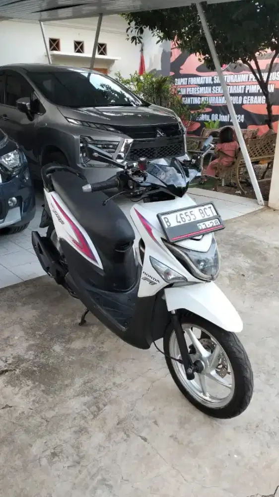 Bissmillah Dijual motor Honda beat pop 2015