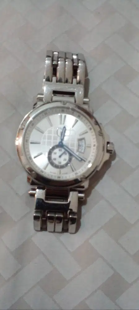 Jam tangan Guess, orisinal (bukan KW, bukan dupe), mulus kyk baru