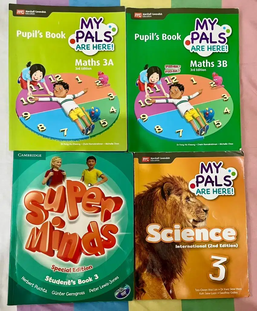 Jual buku My pals & Cambridge kelas 3&4