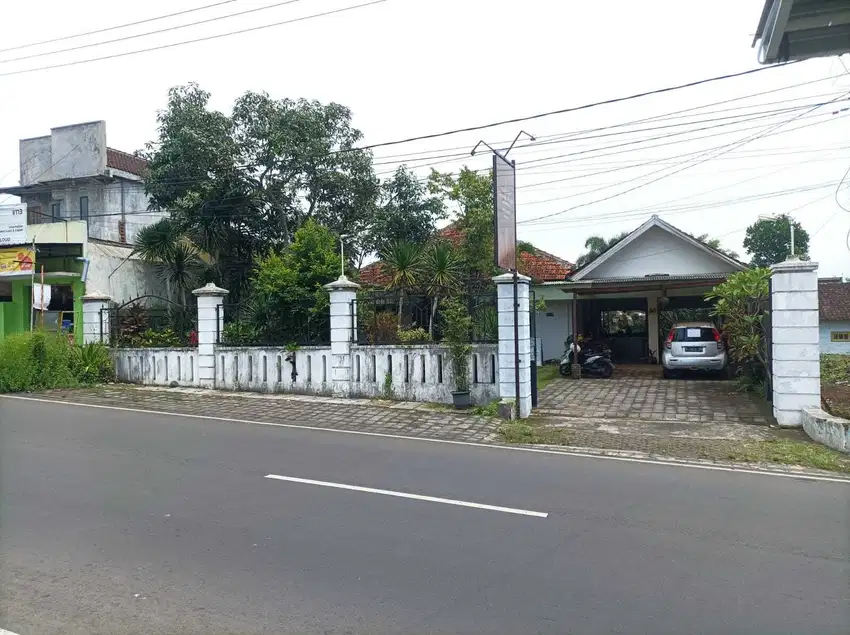 Rumah nol jalan raya klampok, singosari - malang