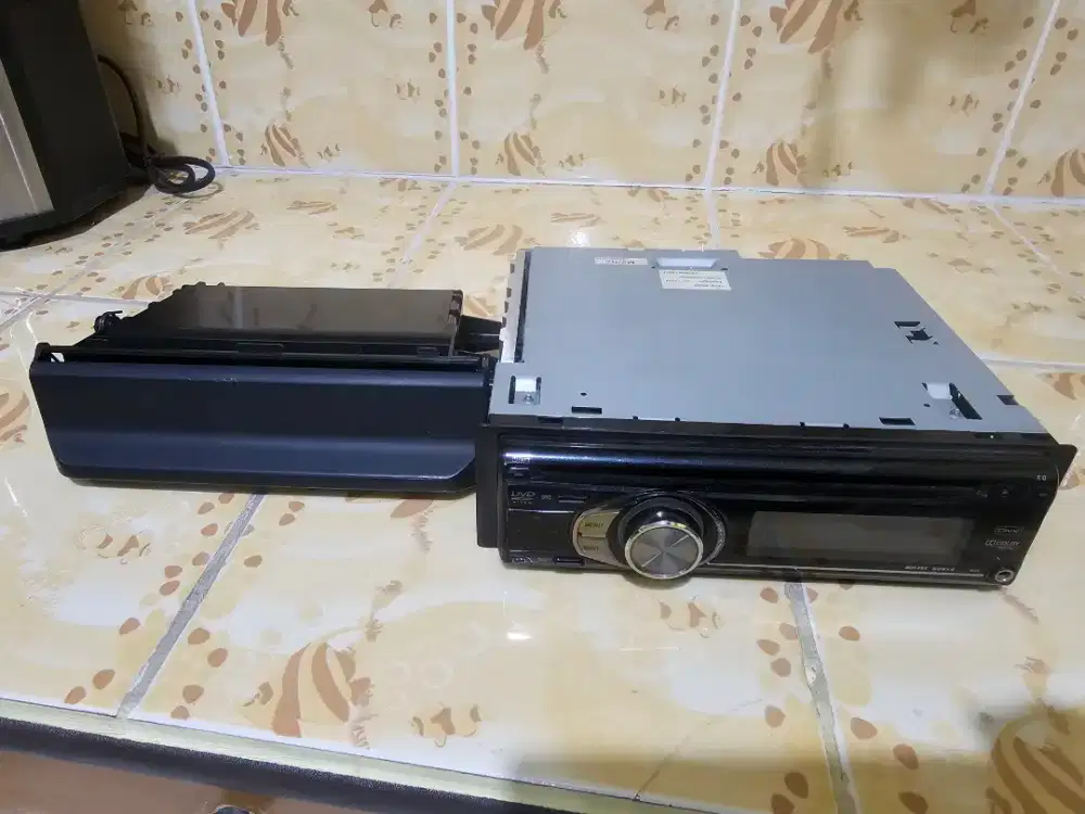 Head unit single din DVD