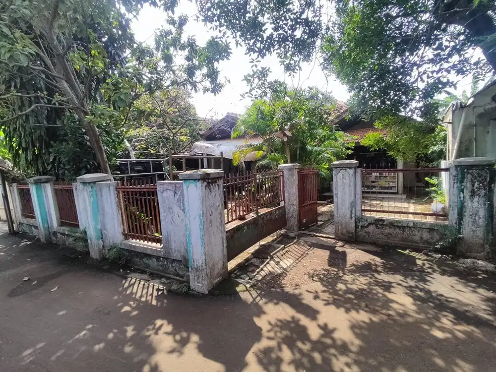 Dijual Rumah Lama (Butuh Renovasi) Di Ciputat Tangsel