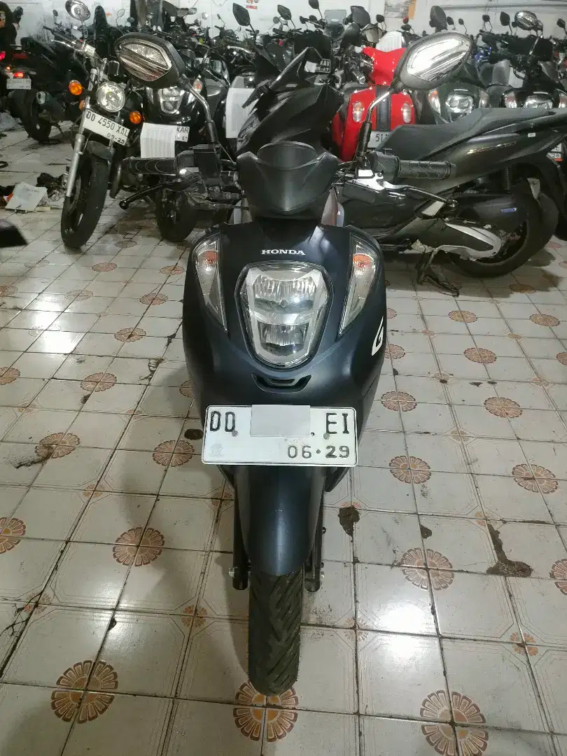 Honda genio 110 cc 2024 biru