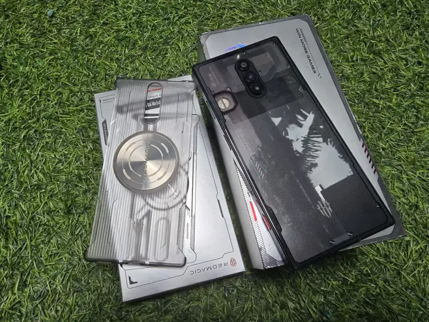 ZTE NUBIA REDMAGIC 8S PRO 16/512 EX RESMI INDO FULLSET !!