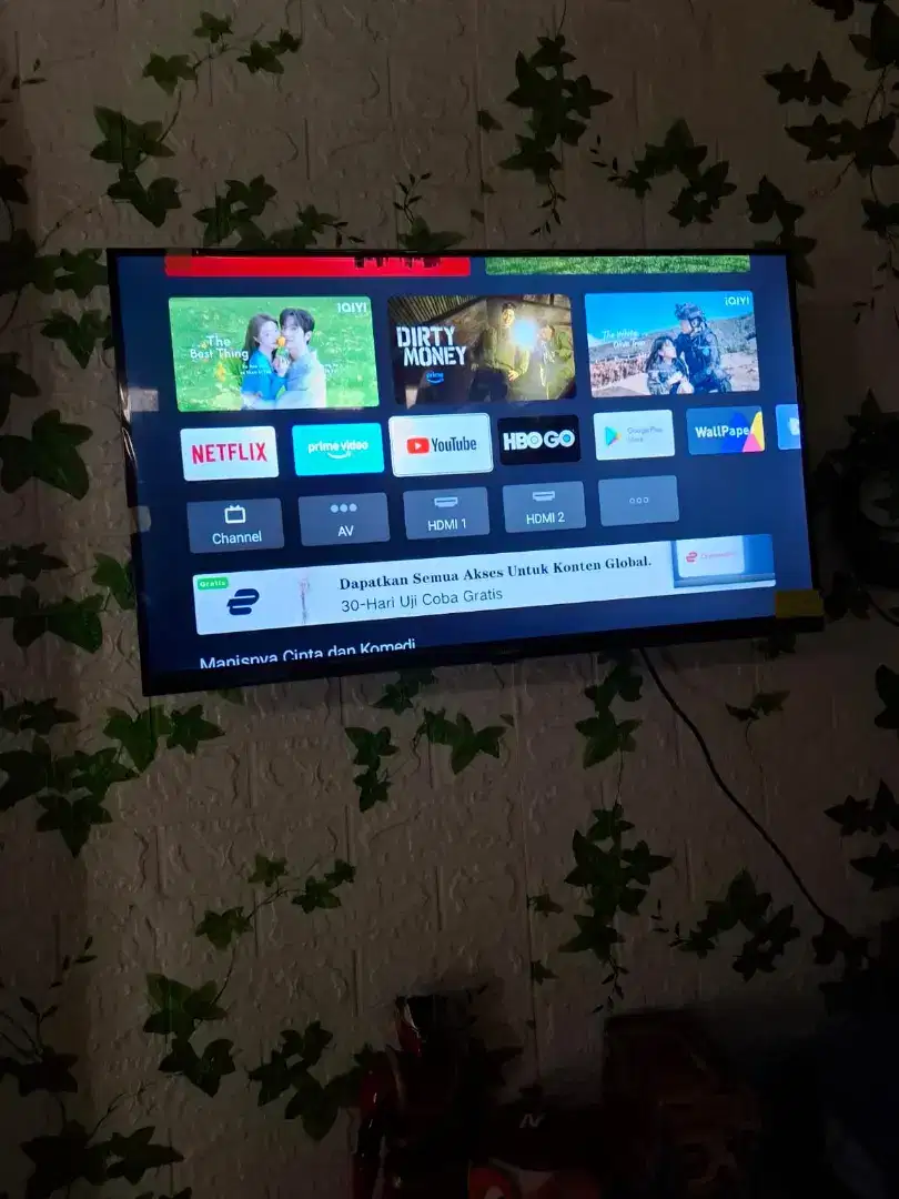 Di jual cepat tv 32in android merk xiomi