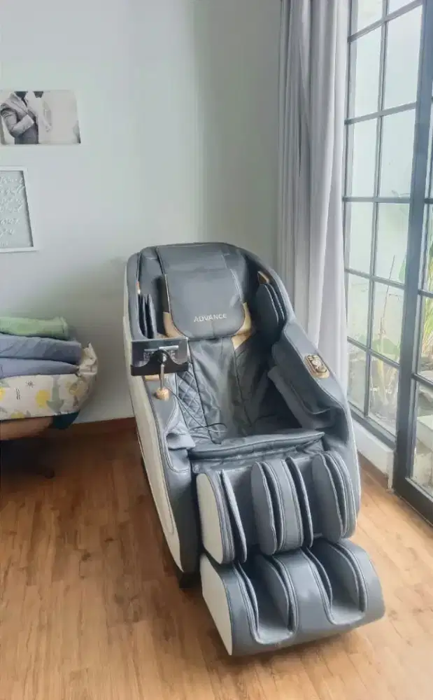 Kursi Pijat Relaksasi/Terapi ADVANCE AMARI MAXIMO