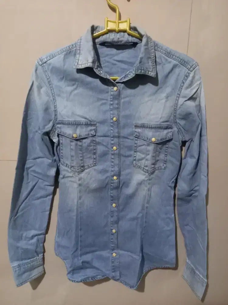 Kemeja Denim Zara Basic size XS