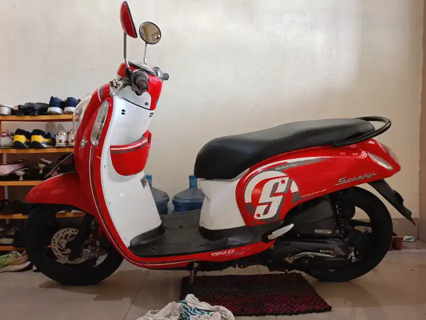 Honda Scoopy sporty