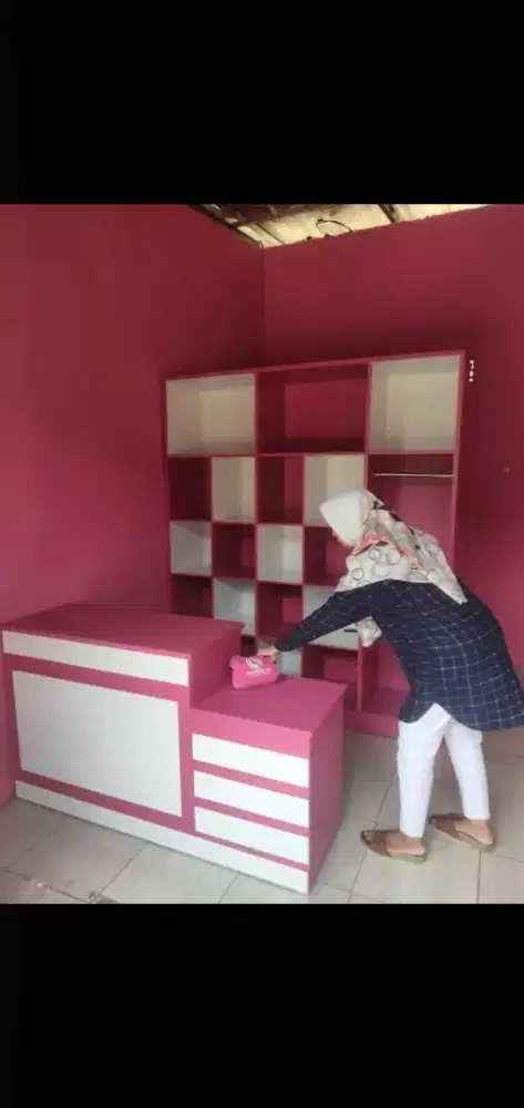 MEJA KASIR + RAK LAUNDRY (1 SET) WARNA PINK PUTIH ~BAYAR DITEMPAT~
