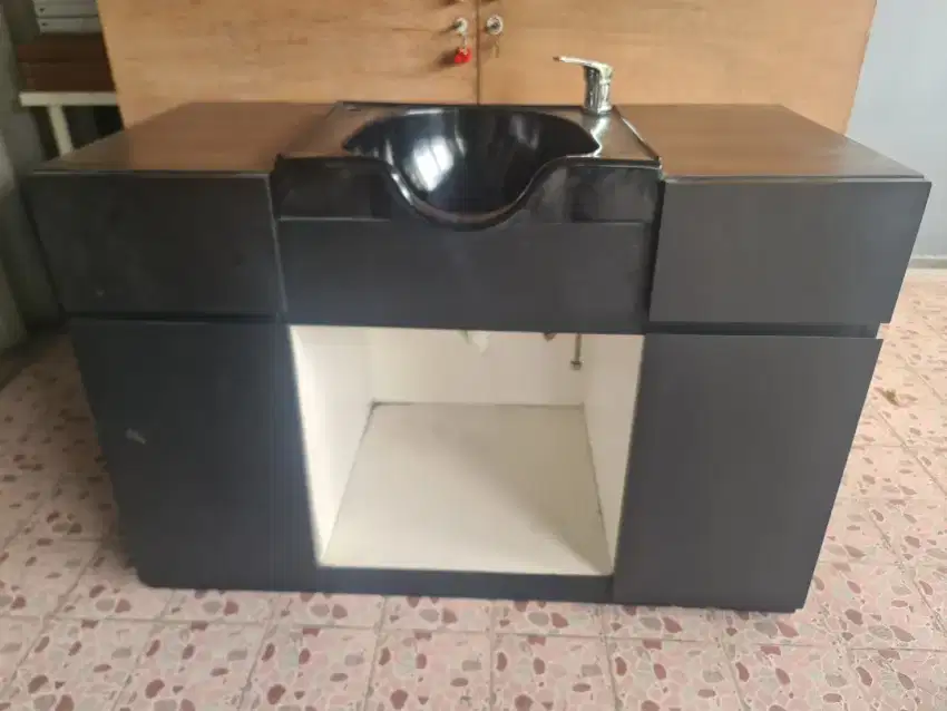 Meja Keramas Salon Barbershop Set's Lengkap Kran + Shower, ada 3 unit