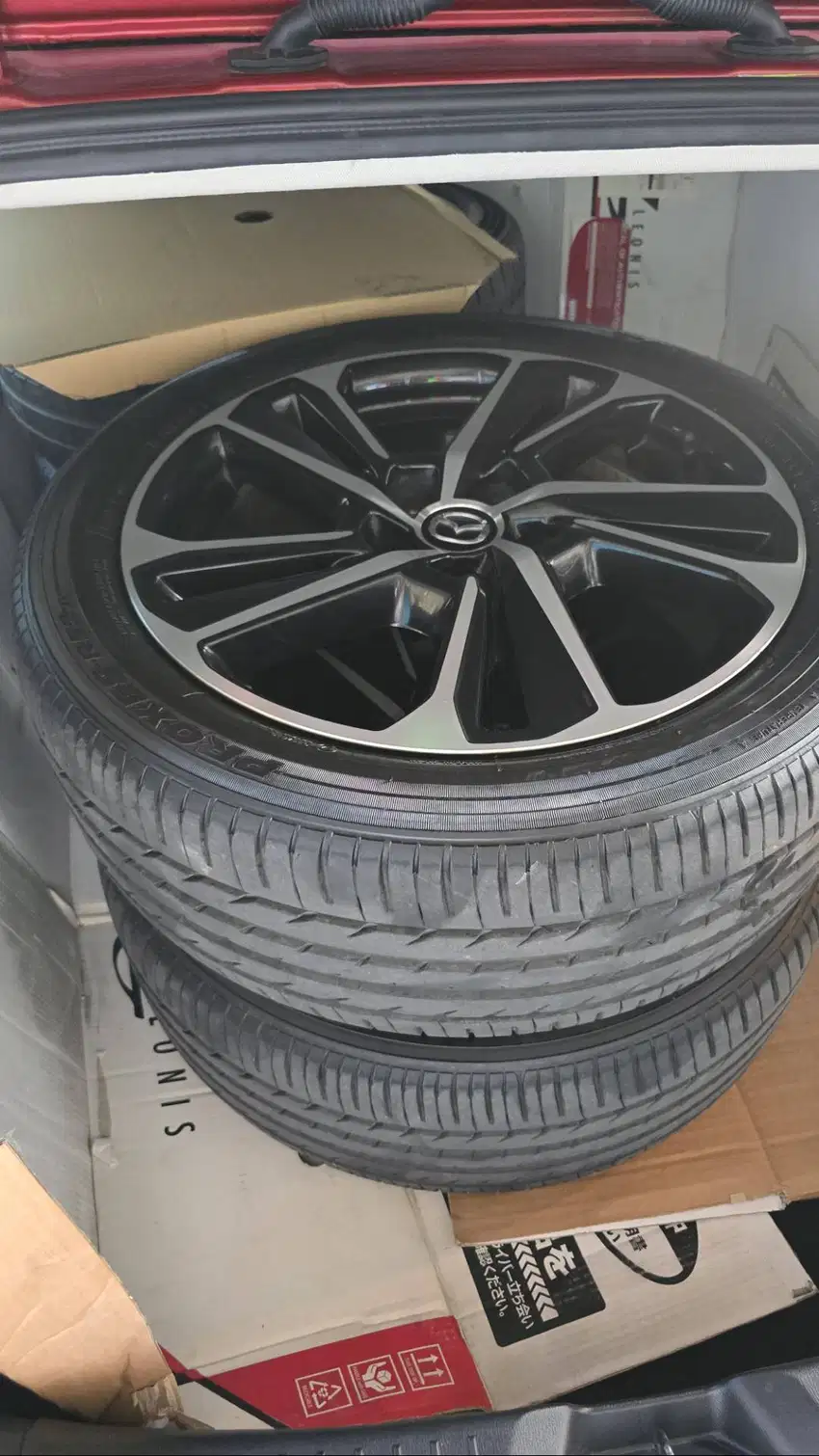 Ban dan Velg mobil Mazda CX3 Ring 18 R18 masih baru tahun 2024
