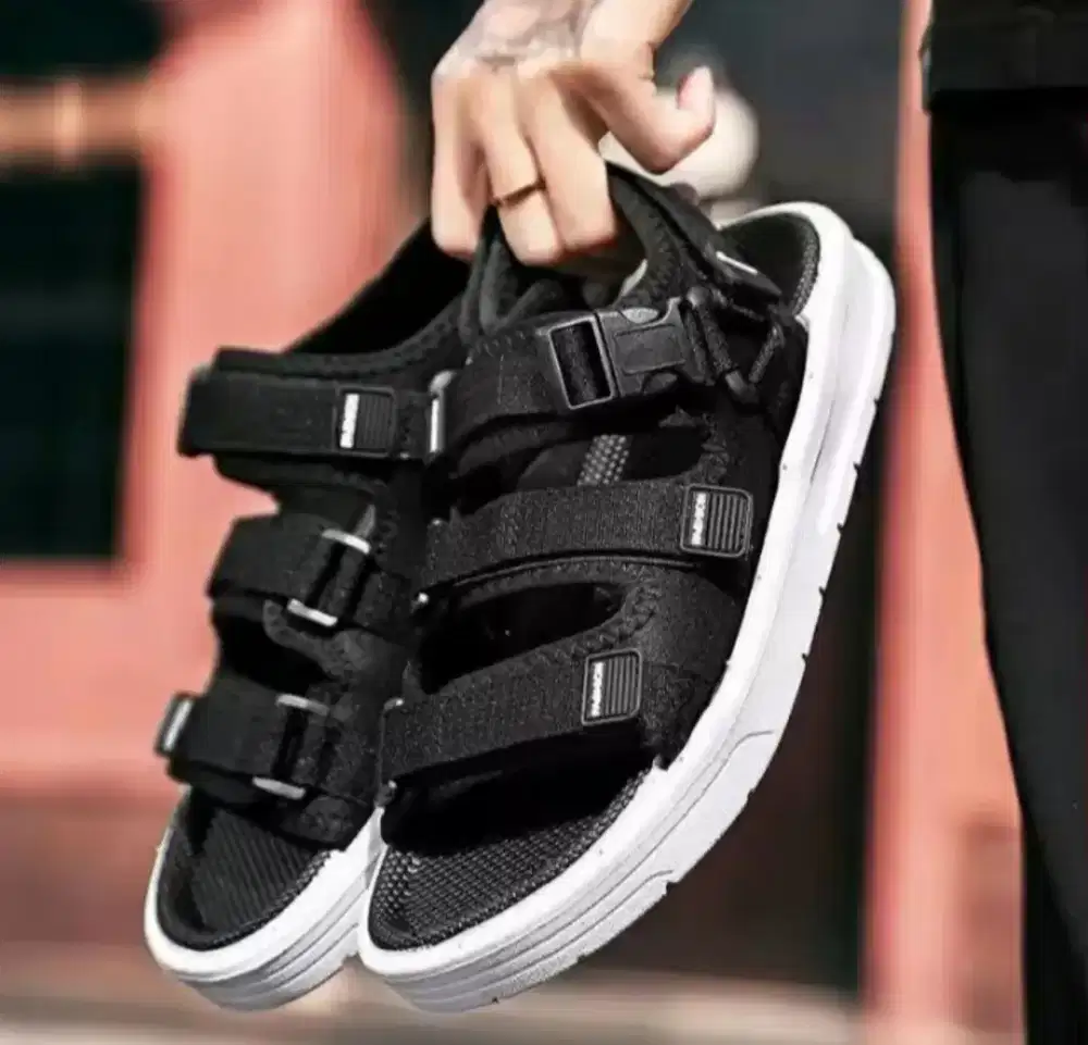 Sandal Gunung Pria STRAP Trendy Casuals TERBARU