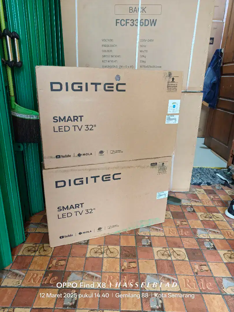 Digitec 32 inc smart Tv new garansi resmi 3th Polytron