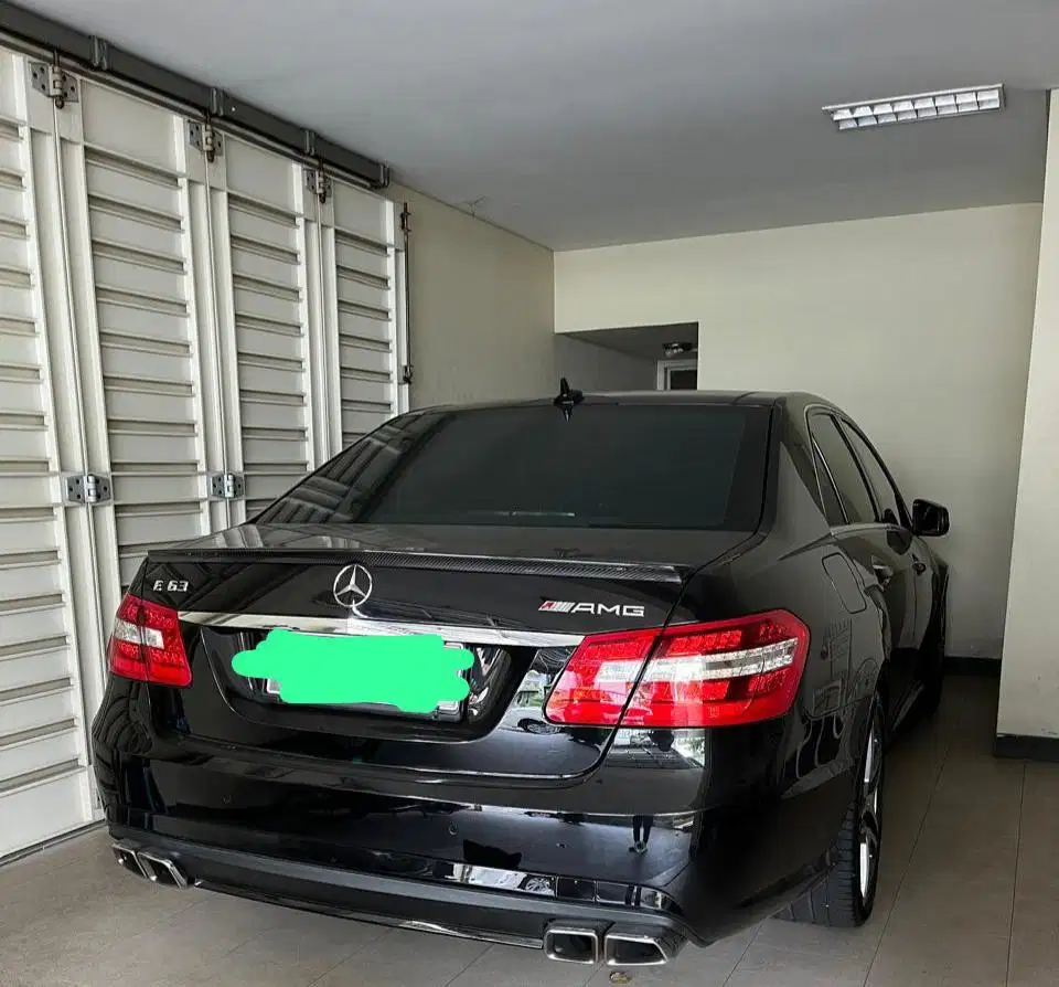 Mercedes Benz E63 AMG