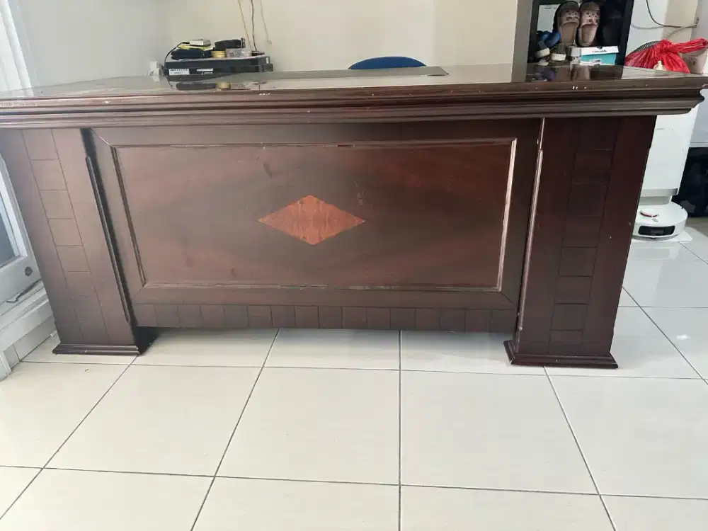 Meja kantor jati bagus mulus