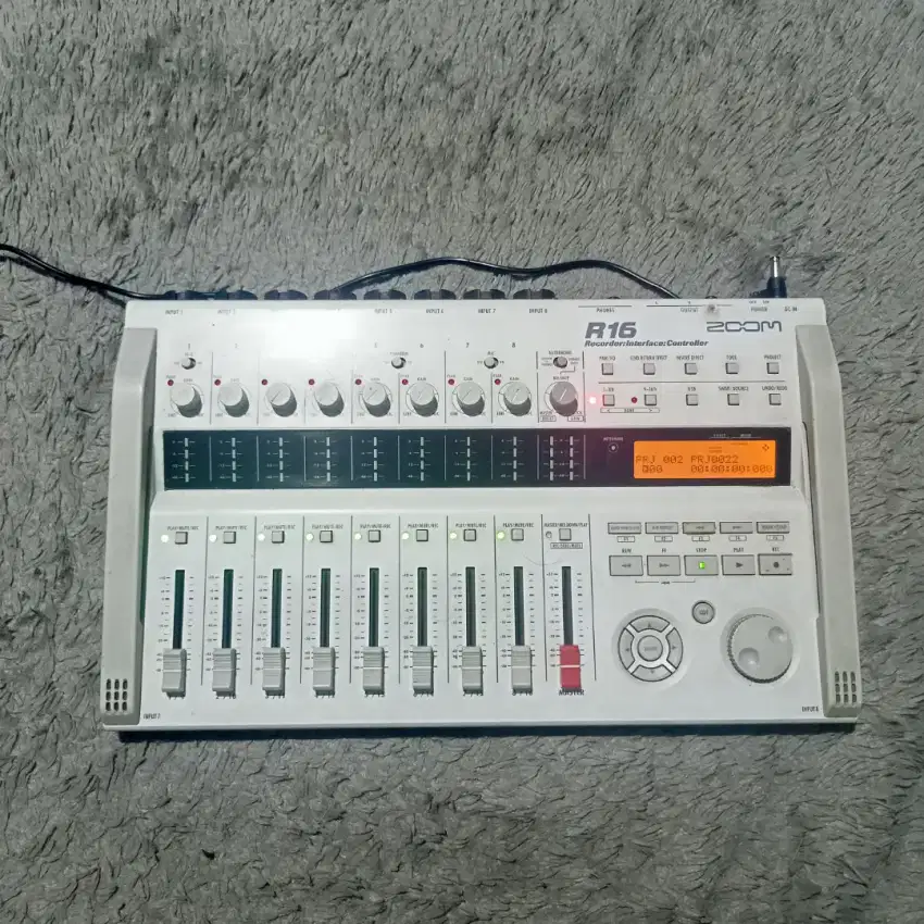 Zoom R16 Recorder Interface Controller (Harga Pas)