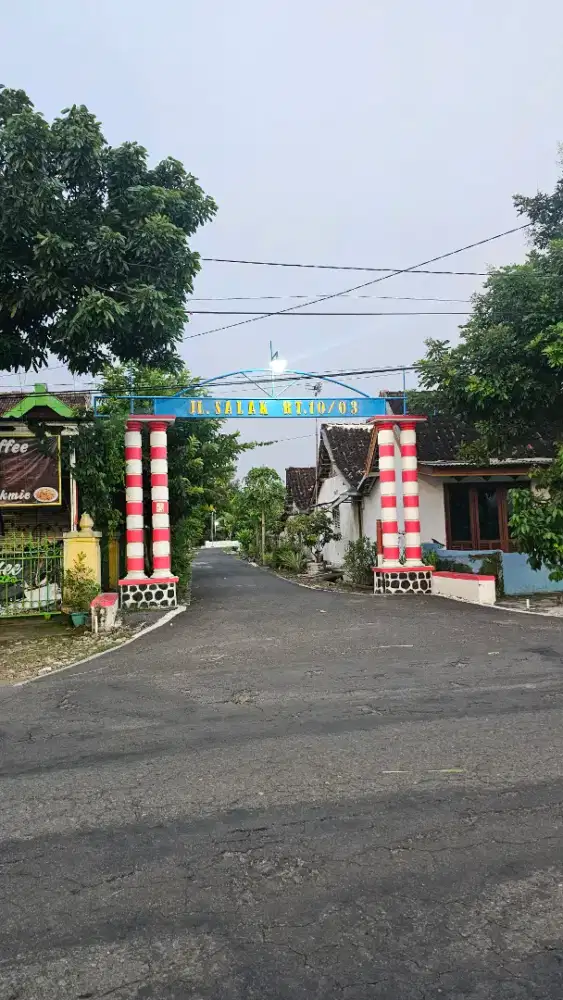 Rumah dan tanah dijual