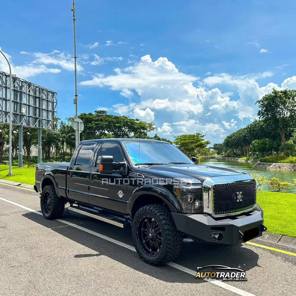 Ford F250 SUPER DUTY XLT 2014 6.7L V8 TURBO DIESEL FULL SPEC !!!