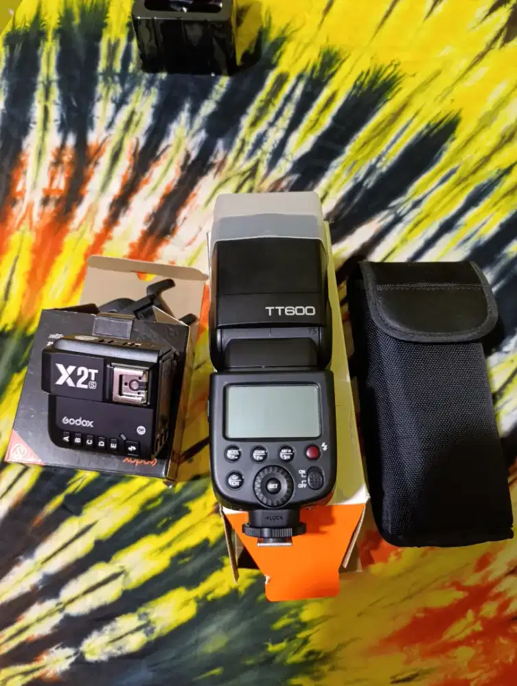 FLASH UNIVERSAL GODOX TT600 & TRIGGER X2T for sony